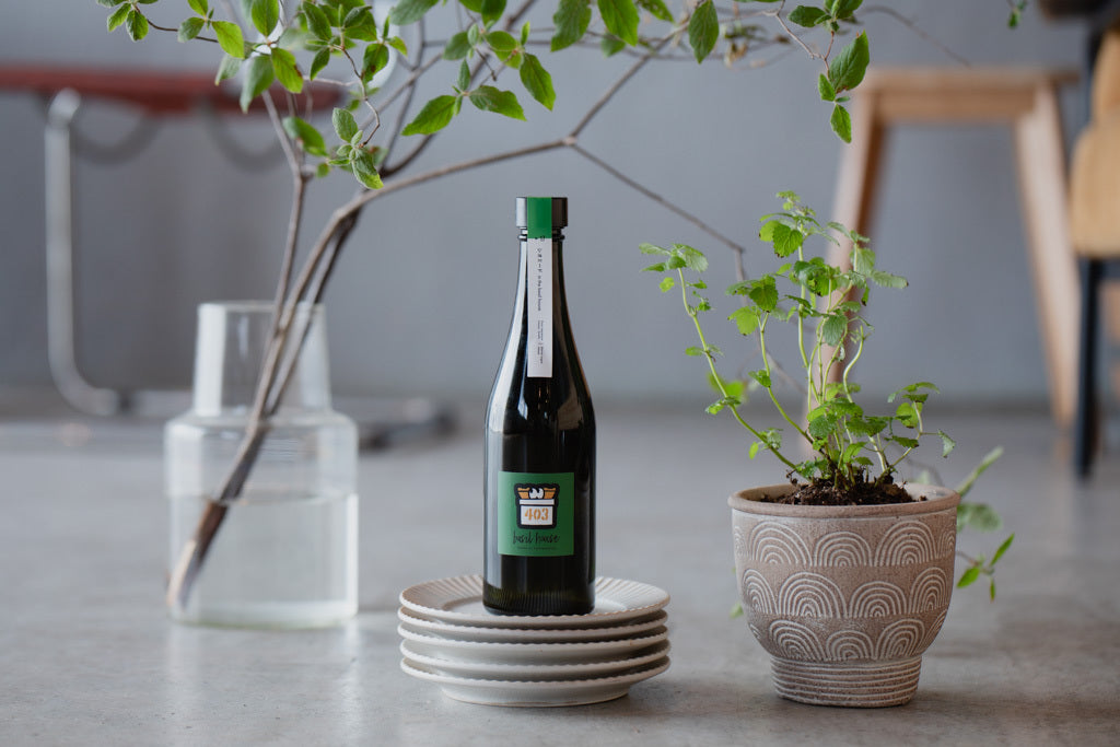 シオミード in the basil house / 塩見さんの国産ハチミツとBasilhouseさんの有機栽培ホーリーバジル