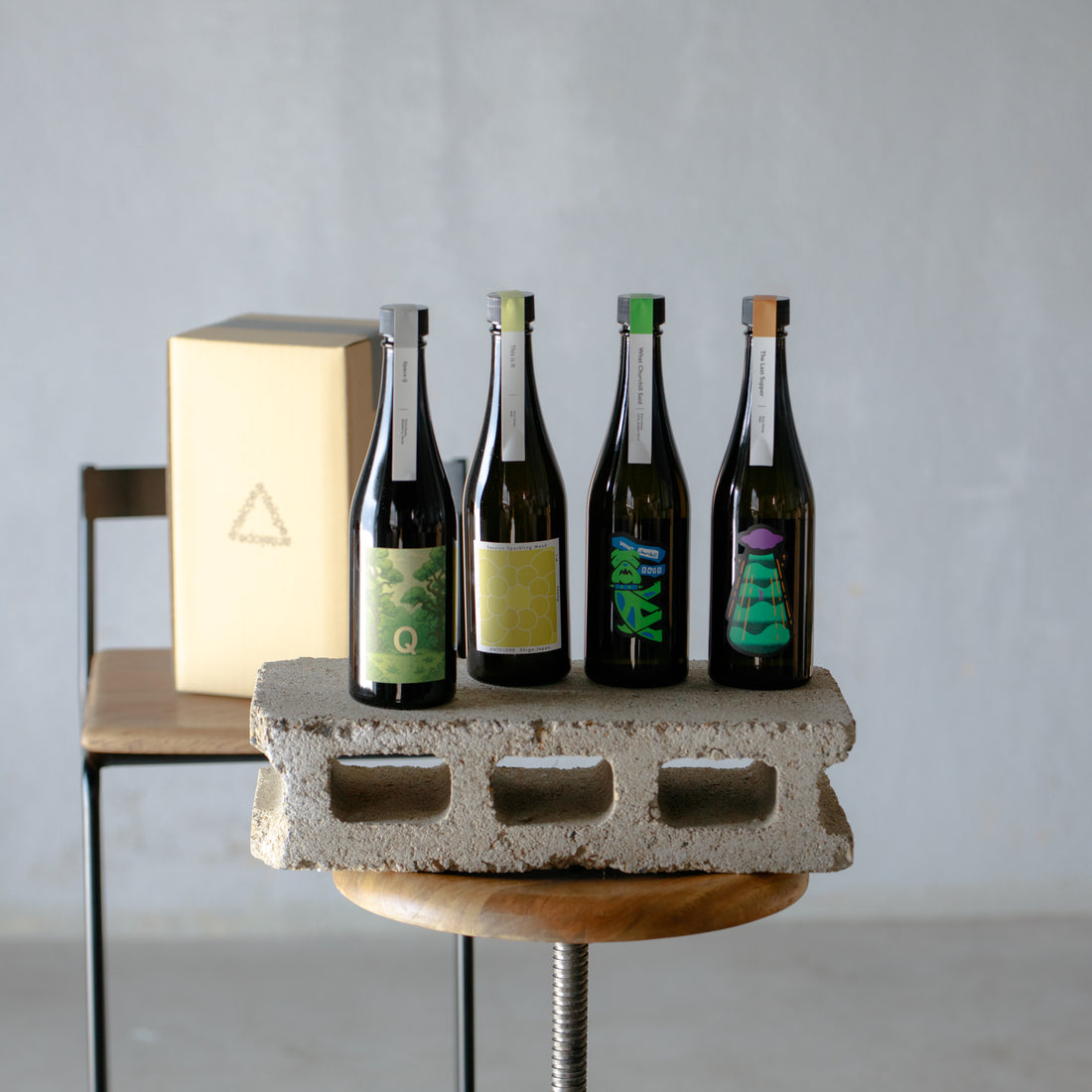 定番商品 + ONE - "Space Q"