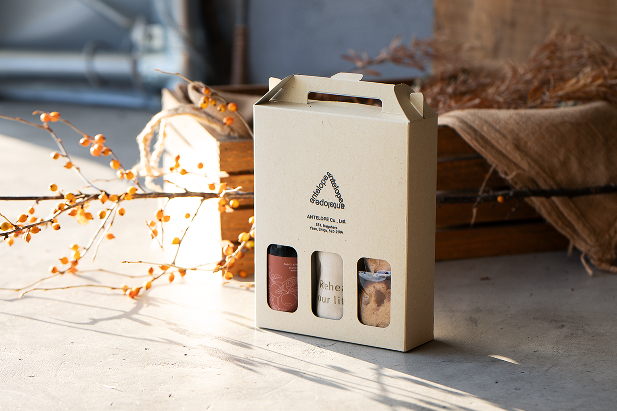 【店舗限定】thetaθ 1周年限定 mini Box