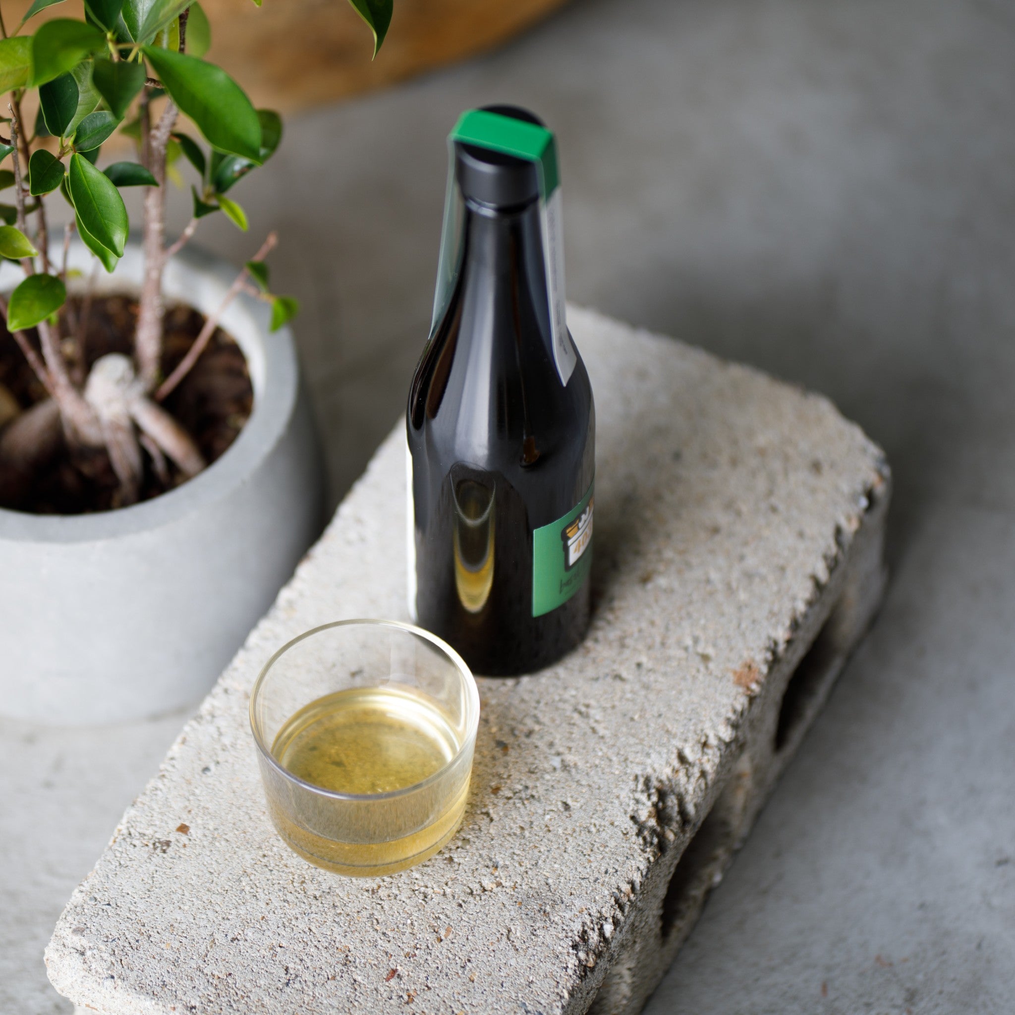 シオミード in the basil house / 塩見さんの国産ハチミツとBasilhouseさんの有機栽培ホーリーバジル