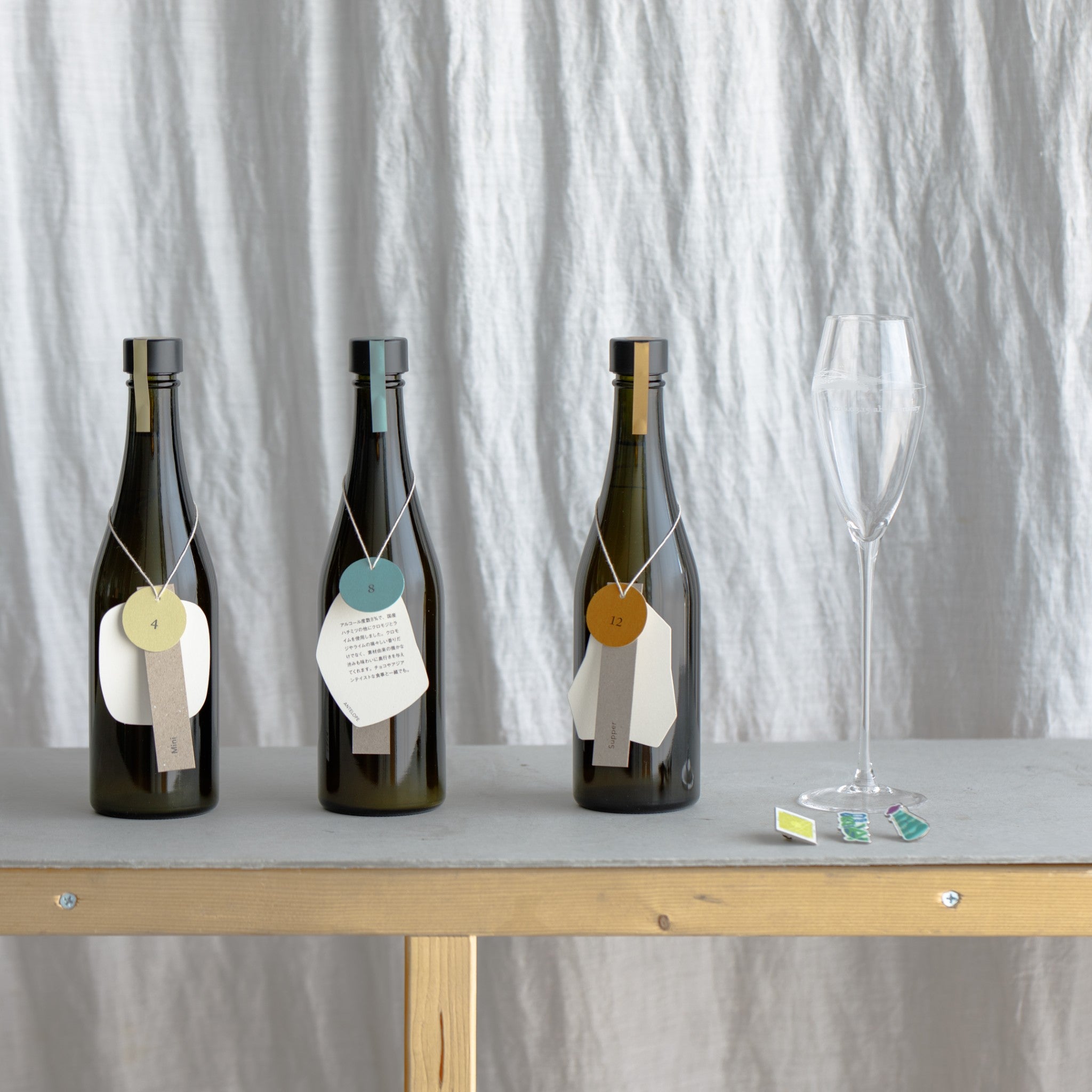 SANAGIシリーズ 全3本 + 6周年記念グッズ(シャンパングラス、ピンバッチ)