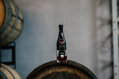 バーボンバレルで熟成させたいちごのミード | DEEPSEEK - Strawberry -