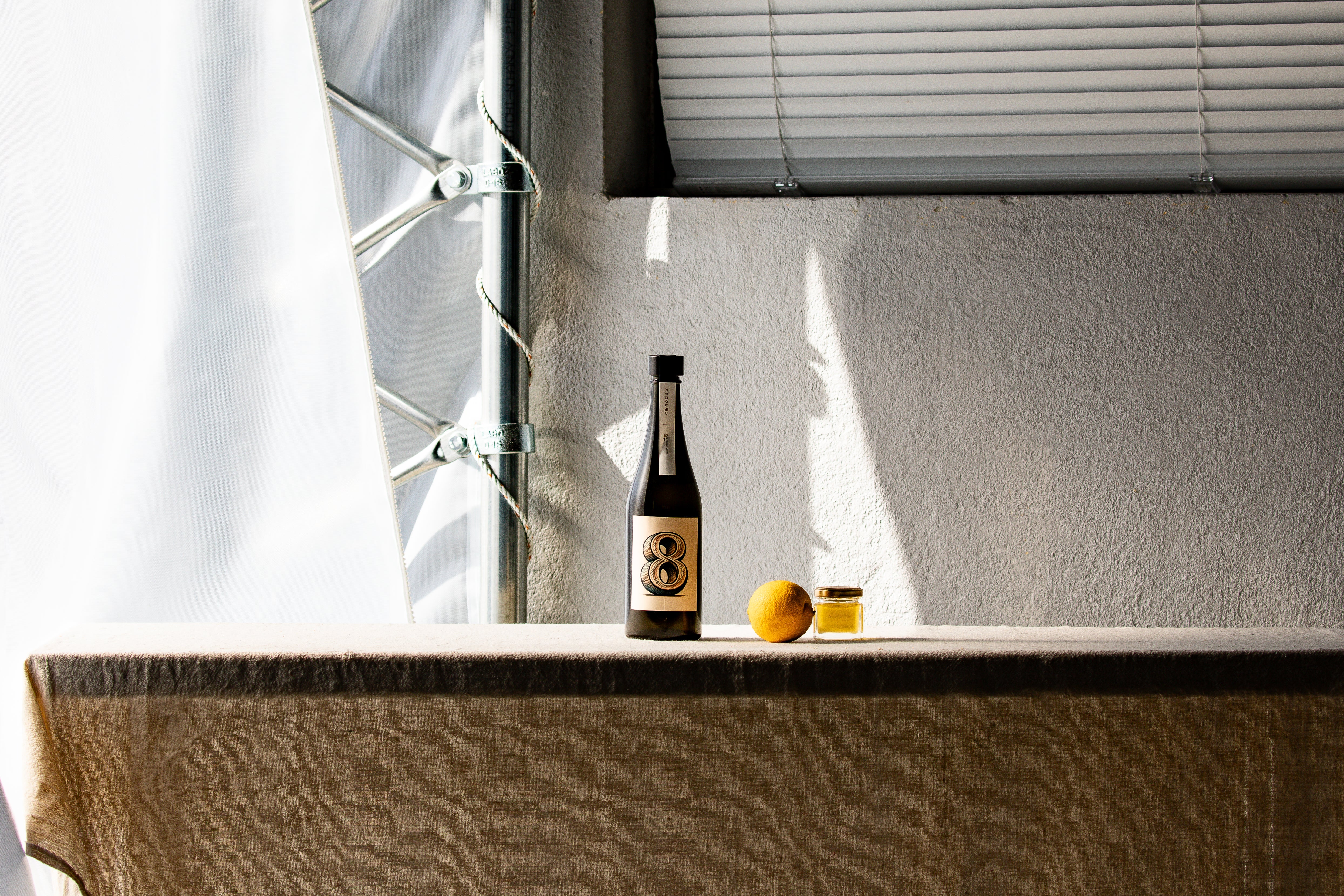 はちみつレモンのスパークリングミード | ハチロクレモン_3