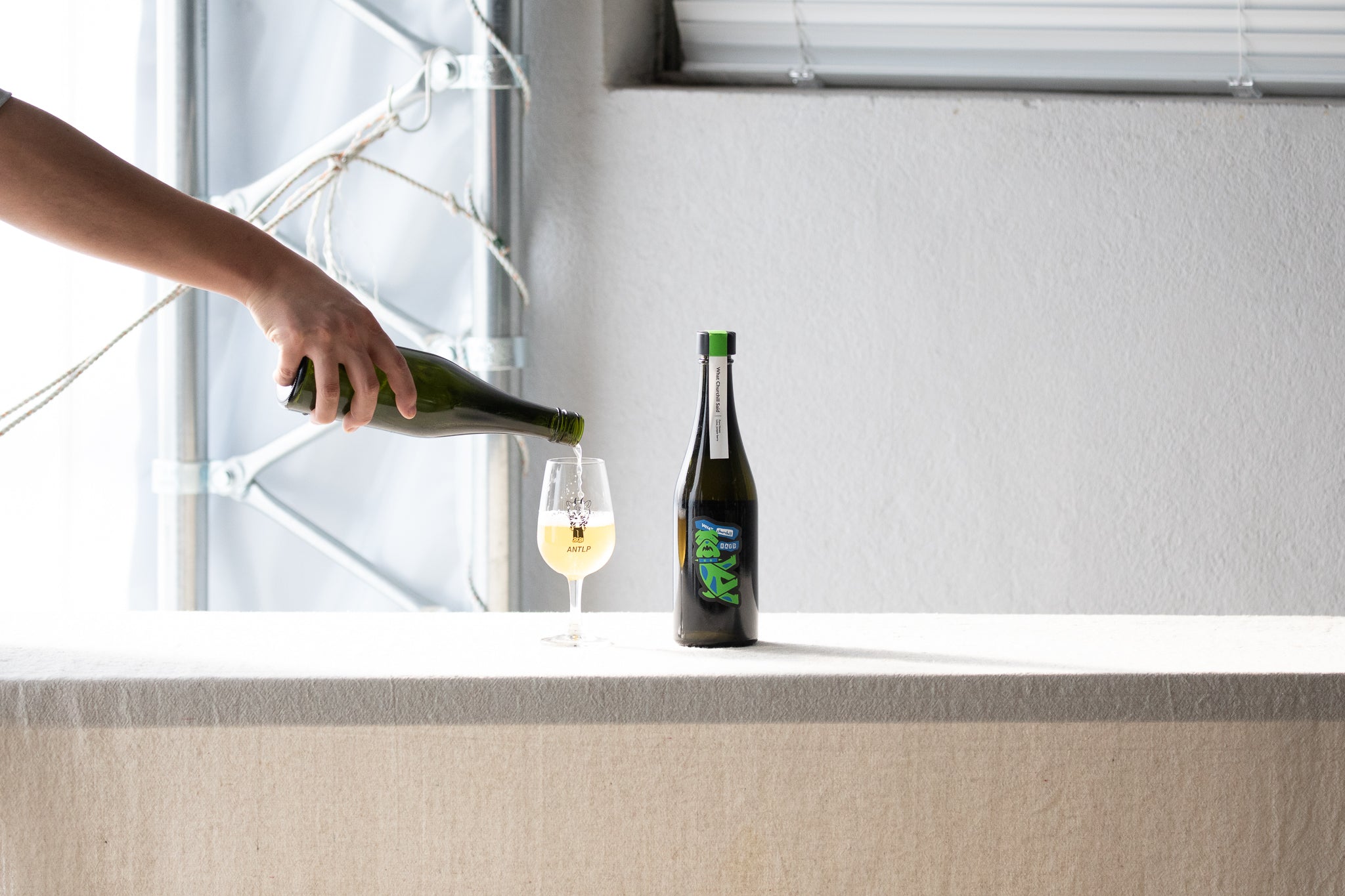 ライムとジュニパーベリーのスパークリングミード | What Churchill Said_2